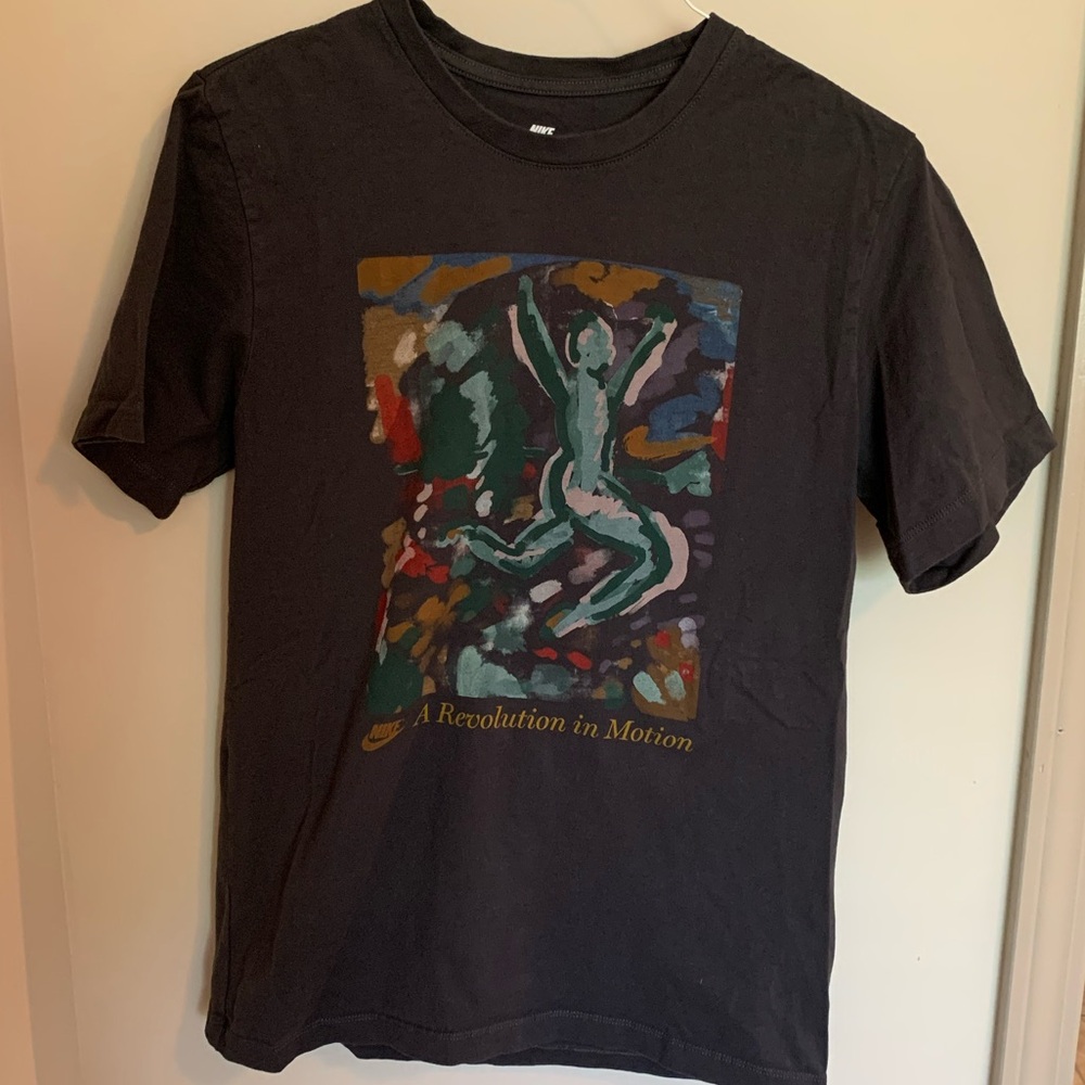 Men’s Nike Freedom to Run T shirt size medium